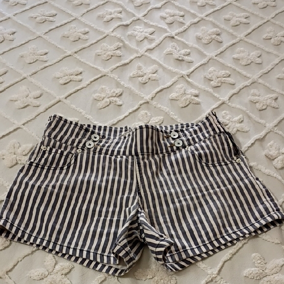 Free People Black and White Bermuda Shorts with Vertical Stripes - Picture 1 of 4